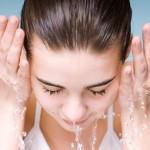 ニキビが治らない時は洗顔方法を変えると効果的？